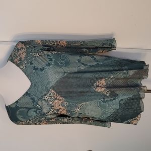 NWT Chico Top Size chico 2 or L/12